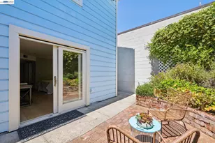 1120 Chestnut St, Alameda, CA 94501 - Photo 14