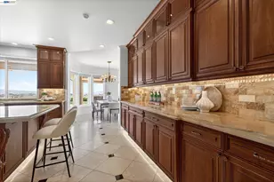 3301 Deer Hollow Dr, Danville, CA 94506 - Photo 22