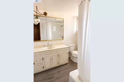 14621 Pansy St, San Leandro, CA 94578 - Photo 16