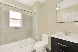 7317 Lockwood St, Oakland, CA 94621 - Photo 16