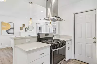 2229 88th Ave, Oakland, CA 94605 - Photo 12