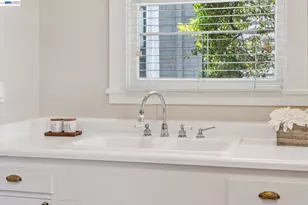 1915 Alameda Ave, Alameda, CA 94501 - Photo 24