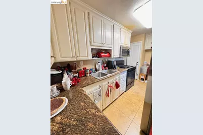 2236 Stadium Dr, Stockton, CA 95205 - Photo 6