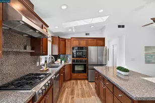 144 Dartmouth Pl, Benicia, CA 94510 - Photo 16
