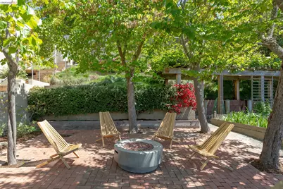 295 Gravatt Dr, Berkeley, CA 94705 - Photo 36