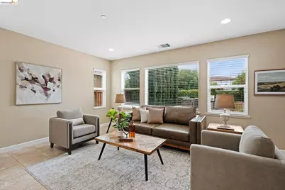1361 Bellerose Ct, Brentwood, CA 94513 - Photo 8