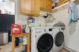 882 Tennyson Rd, Hayward, CA 94544 - Photo 26