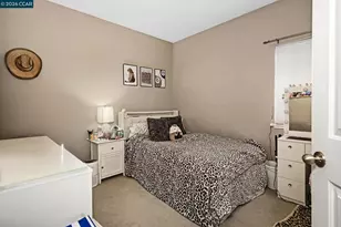 5012 Lakeview Dr, San Ramon, CA 94582 - Photo 12