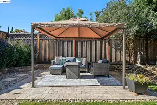 7403 Hillsdale Dr, Pleasanton, CA 94588 - Photo 58