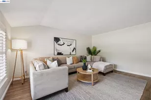 7403 Hillsdale Dr, Pleasanton, CA 94588 - Photo 6