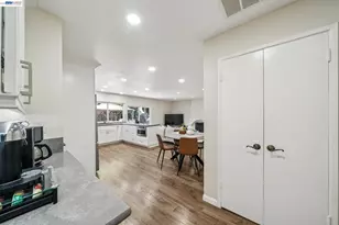 7403 Hillsdale Dr, Pleasanton, CA 94588 - Photo 12