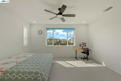 15887 Brownstone Ct, Lathrop, CA 95330 - Photo 46