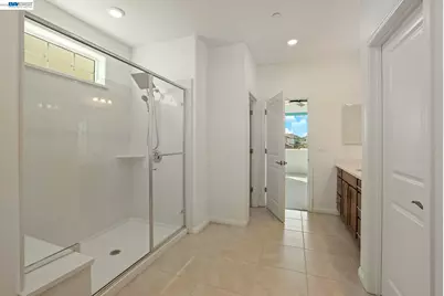 15887 Brownstone Ct, Lathrop, CA 95330 - Photo 50