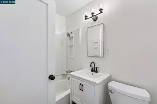 2037 Highland Dr, Concord, CA 94520 - Photo 22