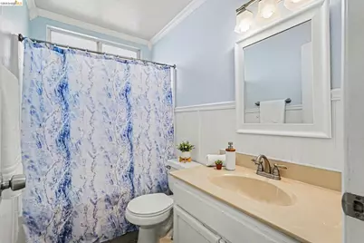 2129 Stratford Ct, Antioch, CA 94509 - Photo 16