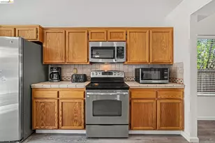 2129 Stratford Ct, Antioch, CA 94509 - Photo 12