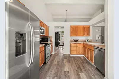 2129 Stratford Ct, Antioch, CA 94509 - Photo 10