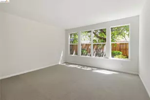 1050 Overland Pl, Vacaville, CA 95687 - Photo 36