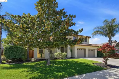 1050 Overland Place, Vacaville, CA 95687 - Photo 2