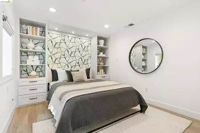 1115 Clarendon Cres, Oakland, CA 94610 - Photo 36