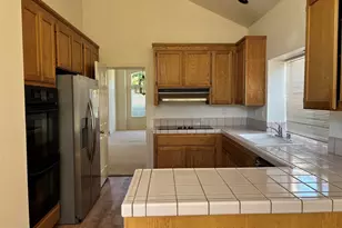 2120 Lynwood Way, Antioch, CA 94509 - Photo 8