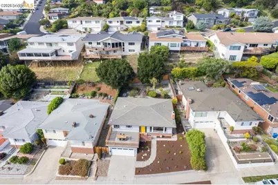 6941 Fairview Drive, El Cerrito, CA 94530 - Photo 40