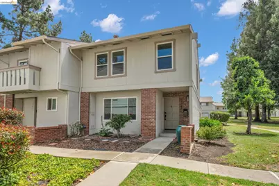 1808 Wildbrook Ct #D, Concord, CA 94521 - Photo 2