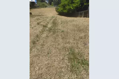Fariss Ln, El Sobrante, CA 94803 - Photo 8
