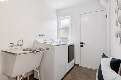 5263 Proctor Avenue, Oakland, CA 94618 - Photo 30