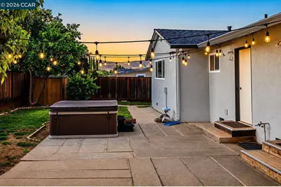 1346 Maryland Dr, Concord, CA 94521 - Photo 32