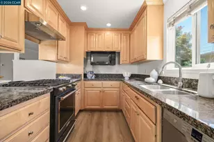 1346 Maryland Dr, Concord, CA 94521 - Photo 14