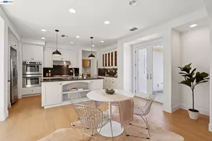 2361 Coral Sea St, Alameda, CA 94501 - Photo 24