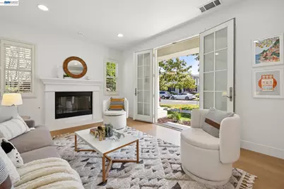 2361 Coral Sea St, Alameda, CA 94501 - Photo 10