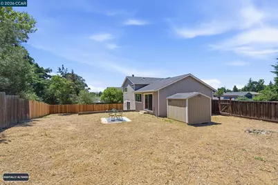 2173 Warwick Dr, Benicia, CA 94510 - Photo 32