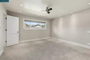 30 Miramonte Dr, Moraga, CA 94556 - Photo 18