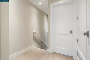 30 Miramonte Dr, Moraga, CA 94556 - Photo 14