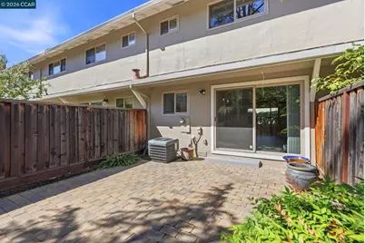 30 Miramonte Dr, Moraga, CA 94556 - Photo 34