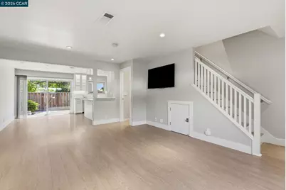30 Miramonte Dr, Moraga, CA 94556 - Photo 12