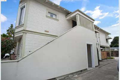 859 52nd Street, Oakland, CA 94608 - Photo 2