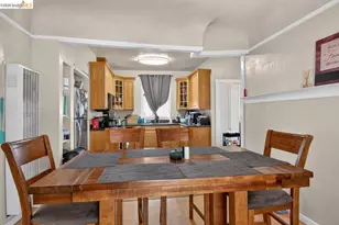 859 52nd St, Oakland, CA 94608 - Photo 6