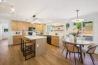 31067 Palomares Rd, Castro Valley, CA 94552 - Photo 8
