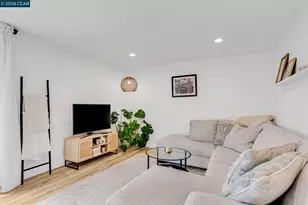 825 Oak Grove Rd, Concord, CA 94518 - Photo 14