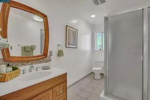 144 Roslyn Dr, Concord, CA 94518 - Photo 18