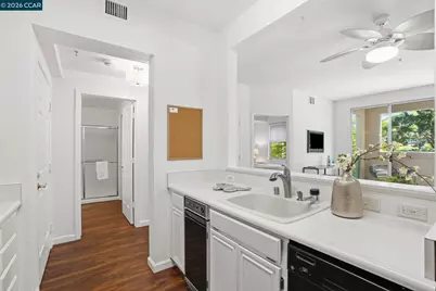 1860 Tice Creek Dr #1210, Walnut Creek, CA 94595 - Photo 10