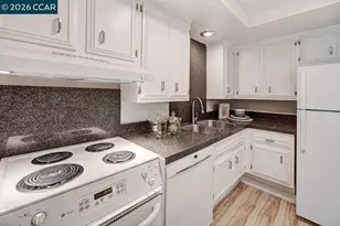 3317 Tice Creek Dr, Walnut Creek, CA 94595 - Photo 6