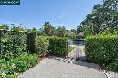 3317 Tice Creek Dr #6, Walnut Creek, CA 94595 - Photo 10