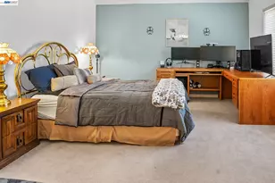 1110 Plymouth Dr, Tracy, CA 95376 - Photo 18