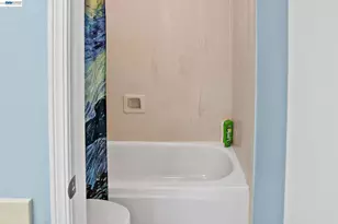 1110 Plymouth Dr, Tracy, CA 95376 - Photo 26