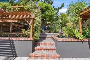 1056 El Centro Ave, Oakland, CA 94602 - Photo 36