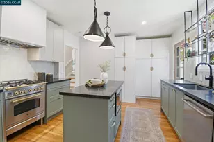 1056 El Centro Ave, Oakland, CA 94602 - Photo 12